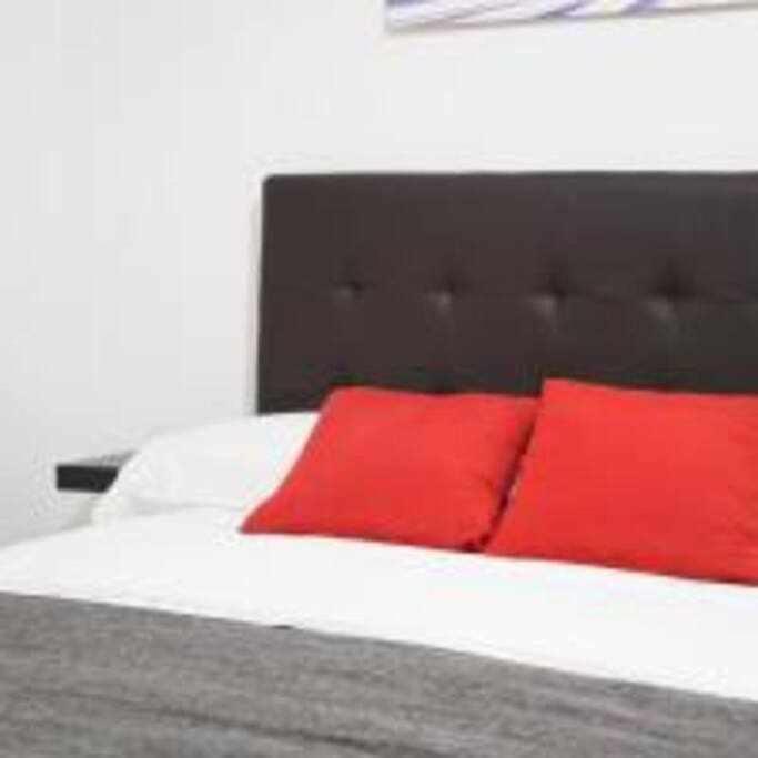 Apartamento Sotano En Gran Via Madrid Esterno foto