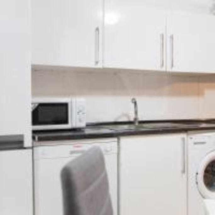 Apartamento Sotano En Gran Via Madrid Esterno foto